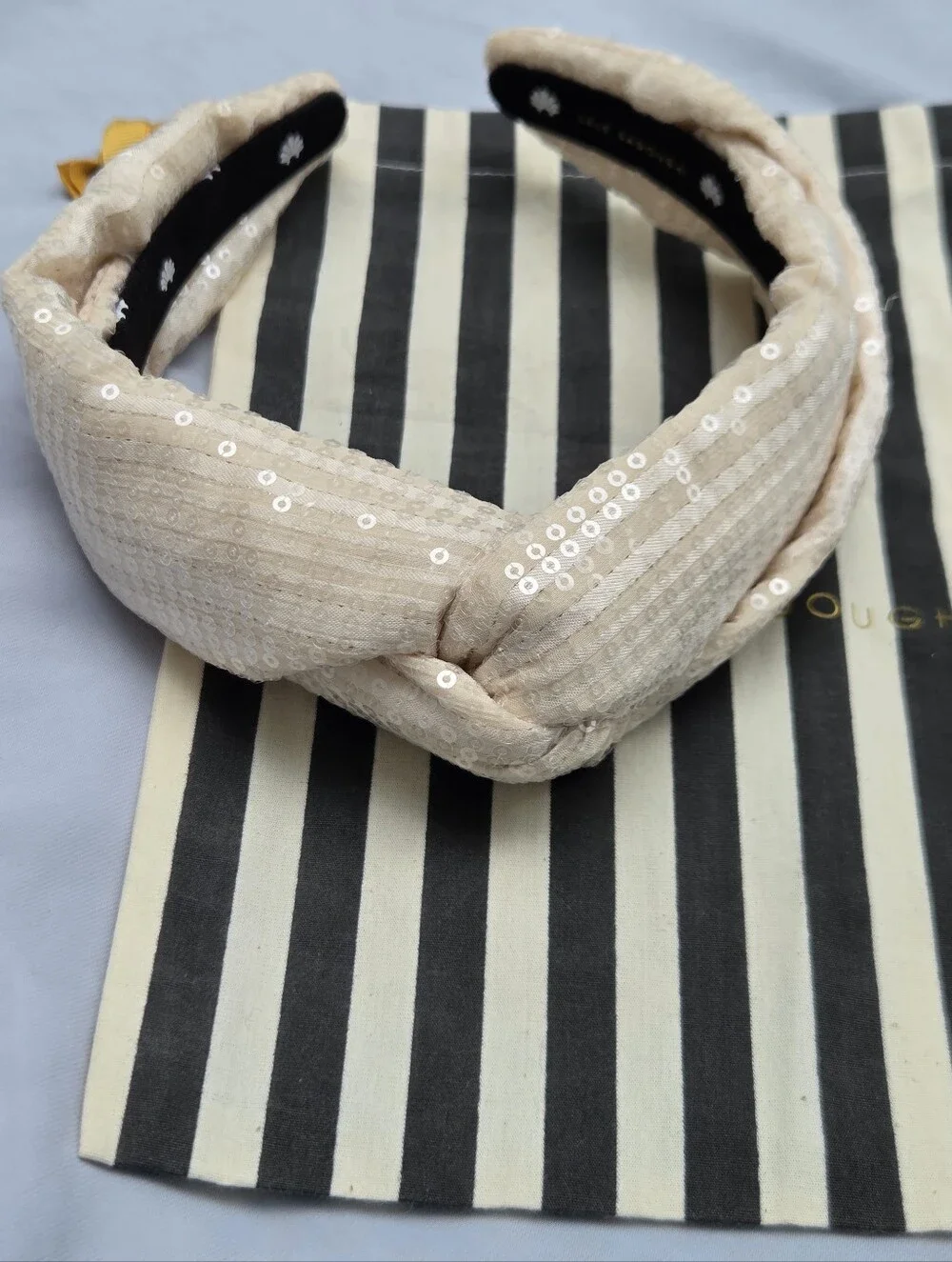 NWOT Lele Sadoughi Marlene Sequin Knotted Headband In Vanilla Crean